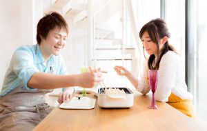 【妻と夫を検索してみると・・】予測語にヤバい言葉が出てきた